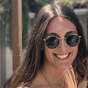 Meet your Posher, Traci